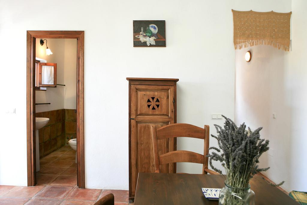 Cortijo Nuevo Alojamiento Rural Cuevas del Becerro 객실 사진
