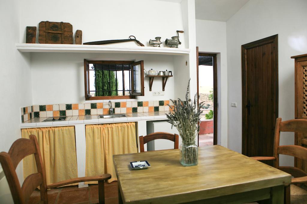 Cortijo Nuevo Alojamiento Rural Cuevas del Becerro 객실 사진